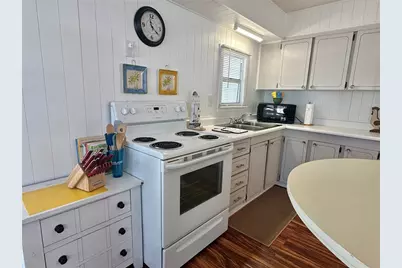 1501 25th Avenue Drive W, Bradenton, FL 34205 - Photo 17