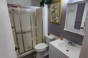 808 53rd Ave E, Bradenton, FL 34203 - Photo 17