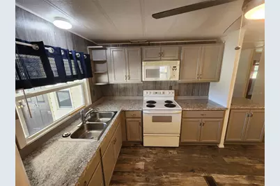 808 53rd Avenue E #191, Bradenton, FL 34203 - Photo 5