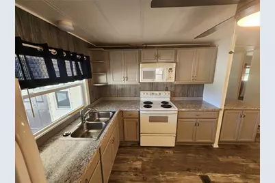 808 53rd Avenue E #191, Bradenton, FL 34203 - Photo 5