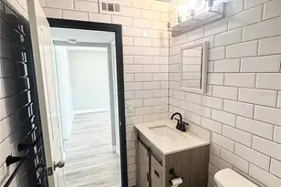 3913 S Shade Ave, Sarasota, FL 34231 - Photo 47