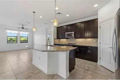 23113 Banbury Way #202, Venice, FL 34293 - Photo 5