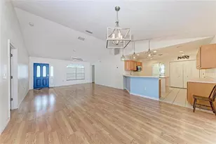 515 75th St NW, Bradenton, FL 34209 - Photo 5
