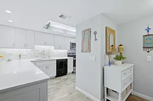 3361 Cross Creek Dr, Sarasota, FL 34231 - Photo 9