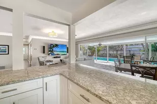 3451 Fair Oaks Pl, Sarasota, FL 34239 - Photo 23