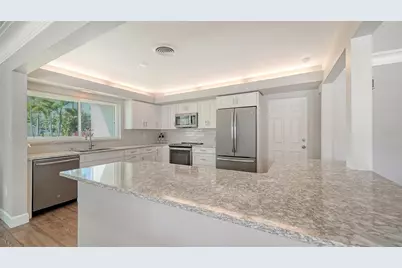 3451 Fair Oaks Place, Sarasota, FL 34239 - Photo 19