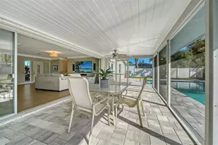 3451 Fair Oaks Pl, Sarasota, FL 34239 - Photo 11