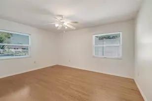 3451 Fair Oaks Pl, Sarasota, FL 34239 - Photo 25