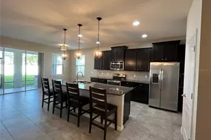 131 Brilliant Bloom Ct, Bradenton, FL 34212 - Photo 5