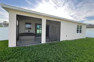 131 Brilliant Bloom Ct, Bradenton, FL 34212 - Photo 9