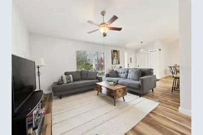 8425 Cypress Lake Circle, Sarasota, FL 34243 - Photo 9