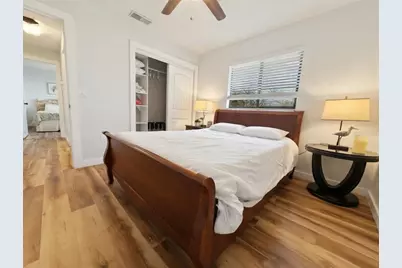 8425 Cypress Lake Circle, Sarasota, FL 34243 - Photo 23