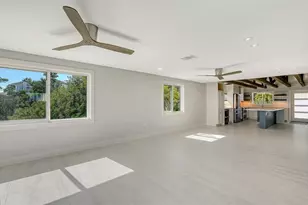 948 Spanish Dr S, Longboat Key, FL 34228 - Photo 21
