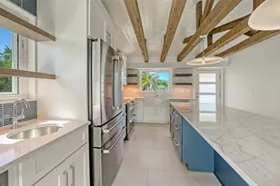 948 Spanish Dr S, Longboat Key, FL 34228 - Photo 13