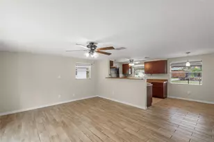 6436 Seagate Ave, Sarasota, FL 34231 - Photo 9