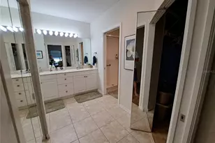 7267 Fountain Palm Cir, Bradenton, FL 34203 - Photo 9