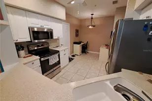 7267 Fountain Palm Cir, Bradenton, FL 34203 - Photo 5