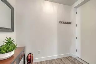 1703 N Tamiami Trl, Sarasota, FL 34234 - Photo 5