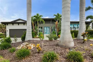 5569 Cape Leyte Dr, Sarasota, FL 34242 - Photo 5