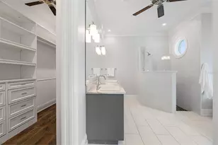 5569 Cape Leyte Dr, Sarasota, FL 34242 - Photo 35