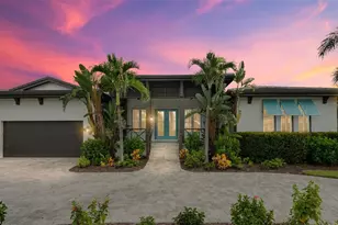 5569 Cape Leyte Dr, Sarasota, FL 34242 - Photo 1