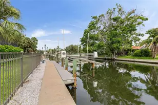 5569 Cape Leyte Dr, Sarasota, FL 34242 - Photo 67