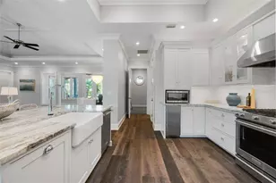 5569 Cape Leyte Dr, Sarasota, FL 34242 - Photo 27