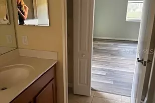 11711 Breadfruit Ln, Venice, FL 34292 - Photo 5