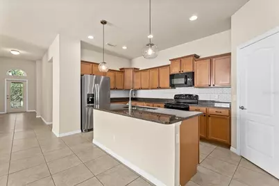 11711 Breadfruit Lane, Venice, FL 34292 - Photo 19