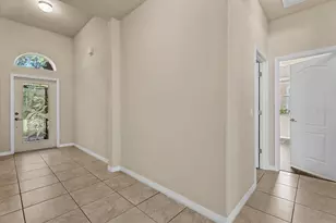 11711 Breadfruit Ln, Venice, FL 34292 - Photo 3