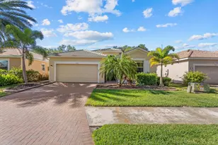 11711 Breadfruit Ln, Venice, FL 34292 - Photo 1