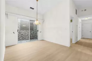 396 Chartley Ct S, Sarasota, FL 34232 - Photo 5