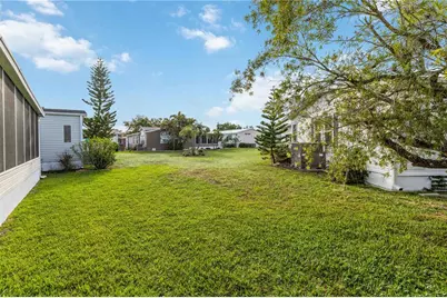 8521 Countess Avenue Circle, Palmetto, FL 34221 - Photo 23