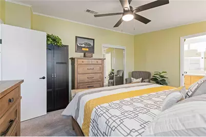 8521 Countess Avenue Circle, Palmetto, FL 34221 - Photo 15