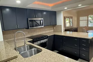 950 Sunridge Dr, Sarasota, FL 34234 - Photo 9