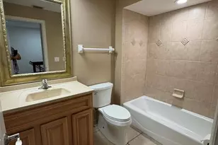 950 Sunridge Dr, Sarasota, FL 34234 - Photo 21