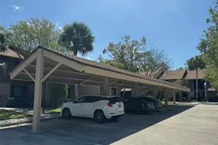 950 Sunridge Dr, Sarasota, FL 34234 - Photo 5