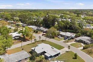 3727 Dover Dr, Sarasota, FL 34235 - Photo 45