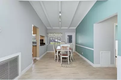 3727 Dover Drive, Sarasota, FL 34235 - Photo 15