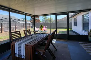 4136 Spring Way Cir, Valrico, FL 33596 - Photo 51