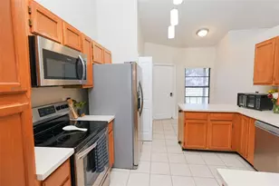 4136 Spring Way Cir, Valrico, FL 33596 - Photo 17