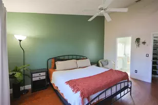 4136 Spring Way Cir, Valrico, FL 33596 - Photo 27
