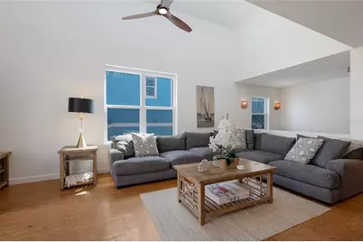 2412 Avenue B, Bradenton Beach, FL 34217 - Photo 27