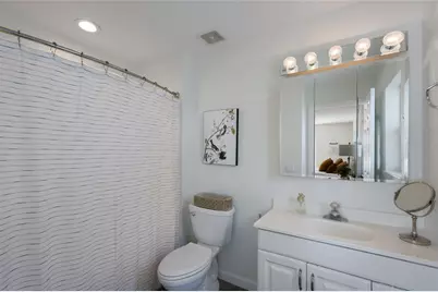 2412 Avenue B, Bradenton Beach, FL 34217 - Photo 45