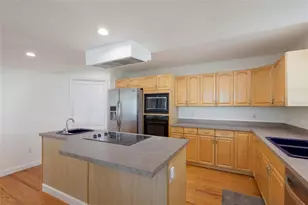 2412 Avenue B, Bradenton Beach, FL 34217 - Photo 31