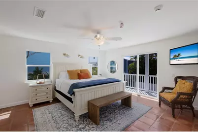 2412 Avenue B, Bradenton Beach, FL 34217 - Photo 23