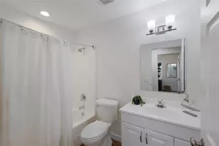 2412 Avenue B, Bradenton Beach, FL 34217 - Photo 19