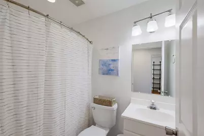 2412 Avenue B, Bradenton Beach, FL 34217 - Photo 39