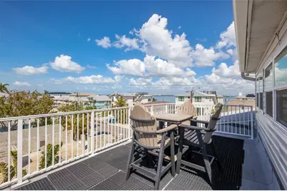 2412 Avenue B, Bradenton Beach, FL 34217 - Photo 35