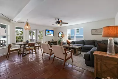 2412 Avenue B, Bradenton Beach, FL 34217 - Photo 9